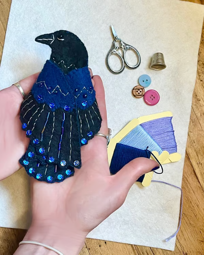 🎁 👩Mother’s Day Pick:The Crow Sewing Pouch 🧵